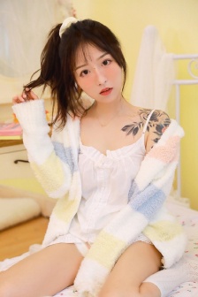 啊哈又加了一个手